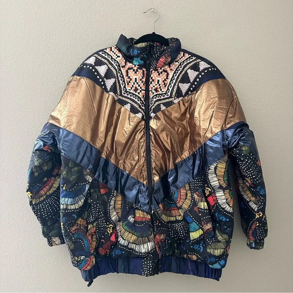 FARM RIO Borogodo Metallic Reversible Puffer Jacket Size Medium NWT - Picture 6 of 14